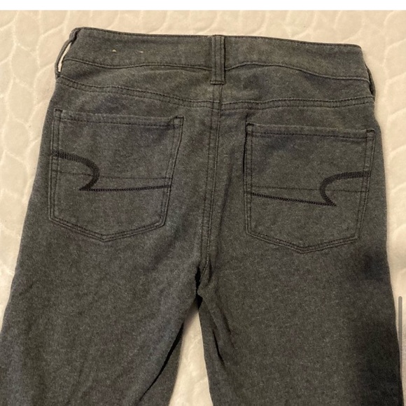 American Eagle Super Stretch Hi-Rise Jeggings - Picture 4 of 5